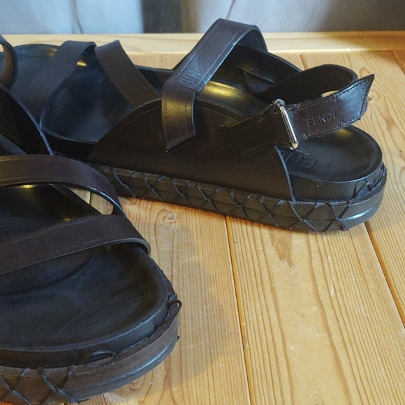 Fendi Men's Sandals Size 12 - Picture 9 of 16